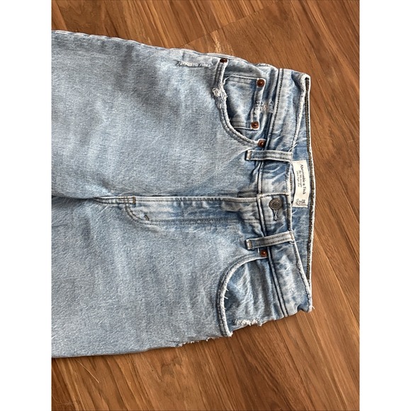 Abercrombie & Fitch Curve Love 90's Straight Ultra High Rise Jeans Women's Sz 2 - Picture 4 of 9